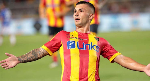soi-keo-tran-dau-giua-hai-doi-tuyen-napoli-vs-lecce-0145-ngay-01-09-2022-serie-a